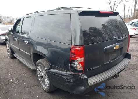 2013 Chevrolet Suburban 1500 Ltz z USA, uszkodzony, nr VIN 1GNSKKE73DR292806